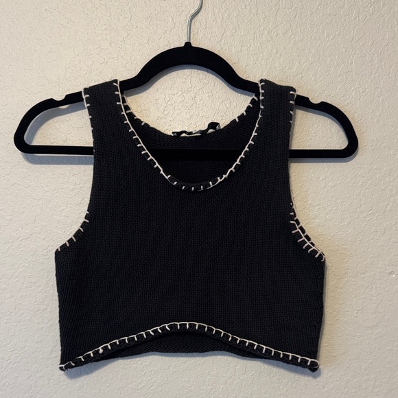 AISLING CAMPS Blanket Stitch Crop Top - Picture 3 of 10